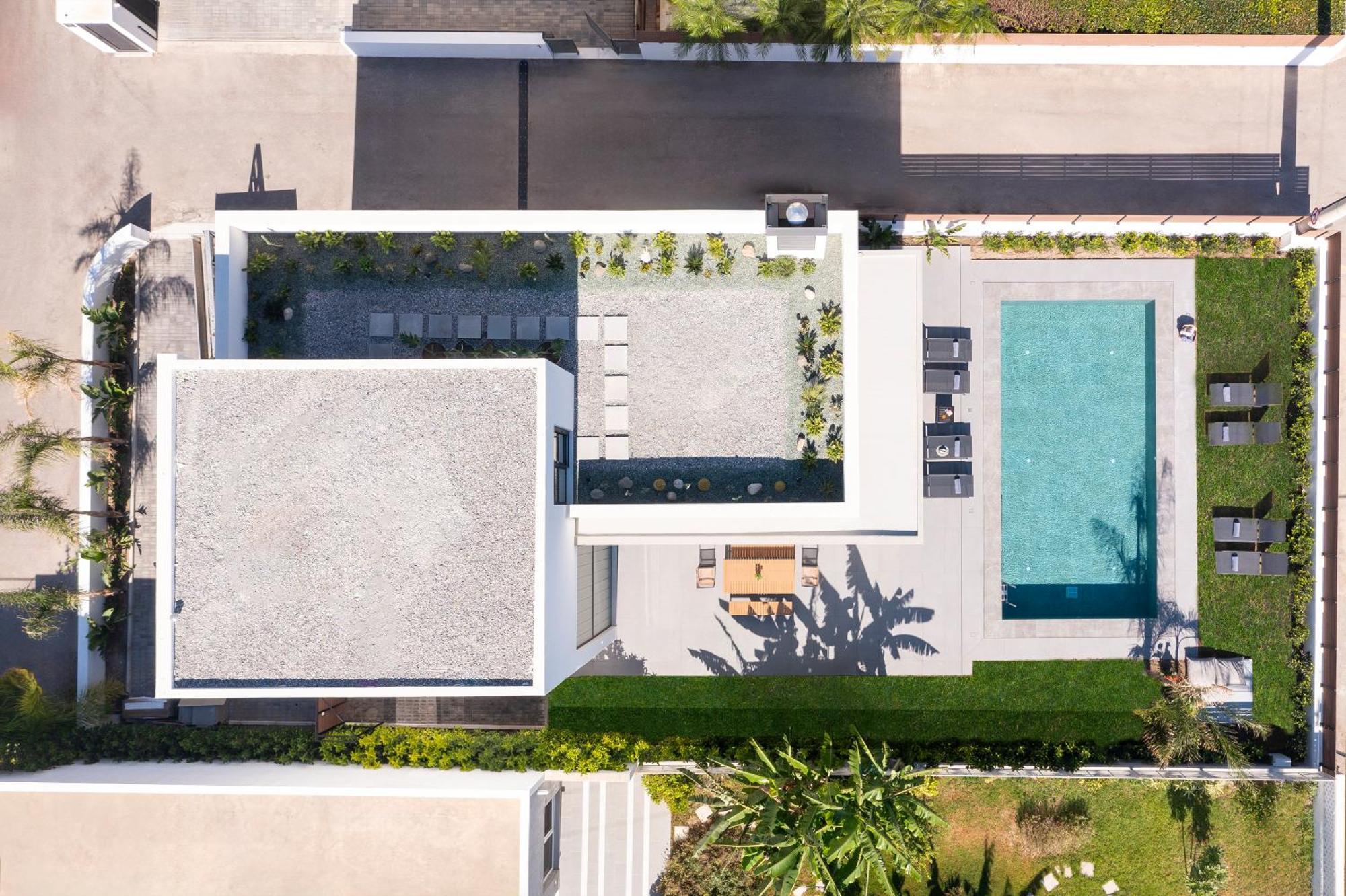 Momentum Villas 伊利索斯 外观 照片