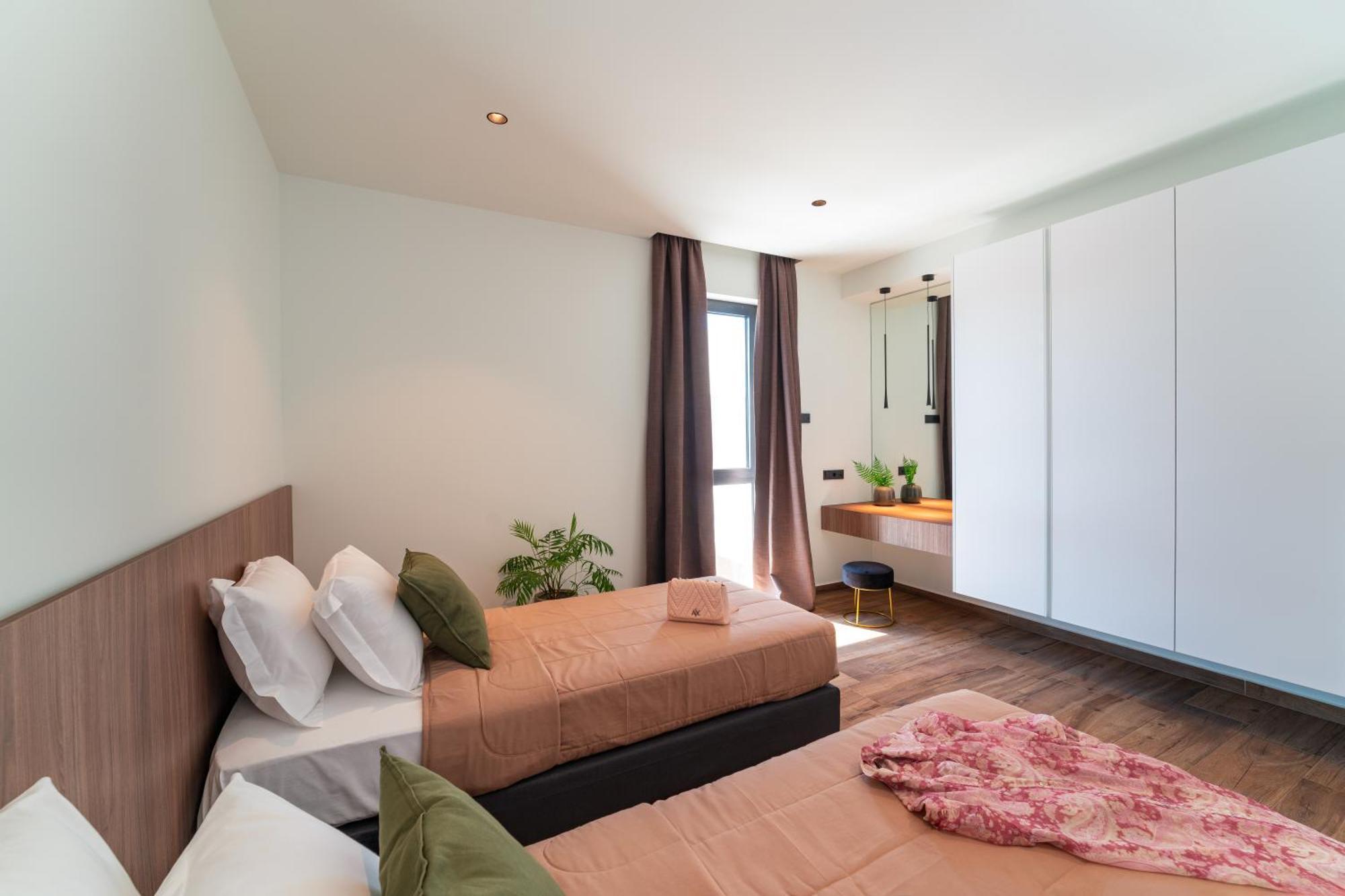 Momentum Villas 伊利索斯 外观 照片