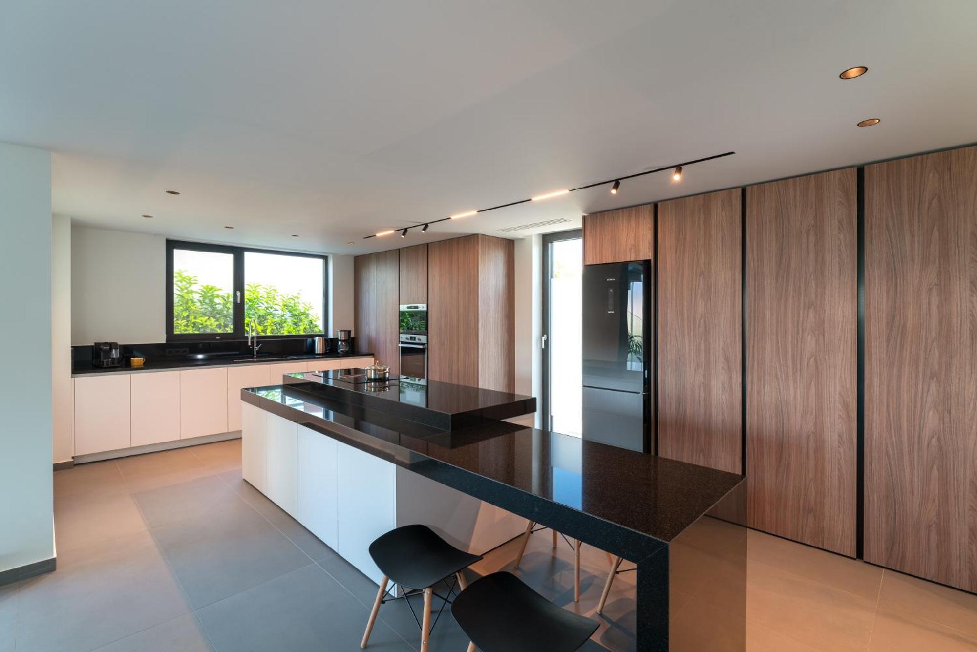 Momentum Villas 伊利索斯 外观 照片