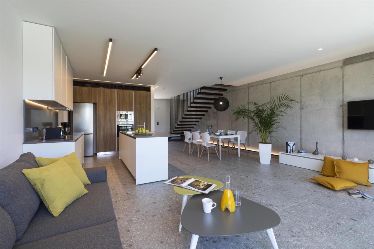 Momentum Villas 伊利索斯 外观 照片
