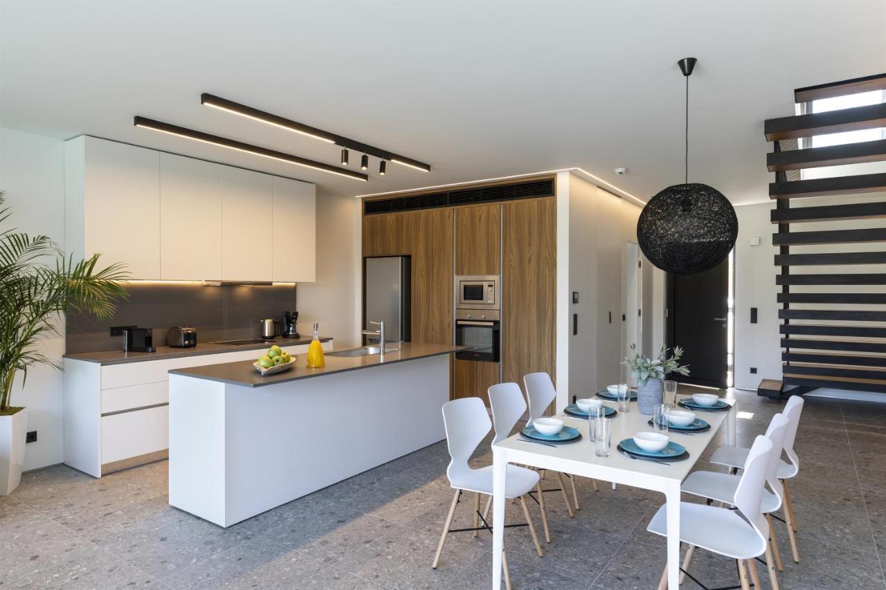Momentum Villas 伊利索斯 外观 照片