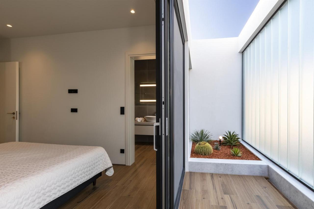 Momentum Villas 伊利索斯 外观 照片